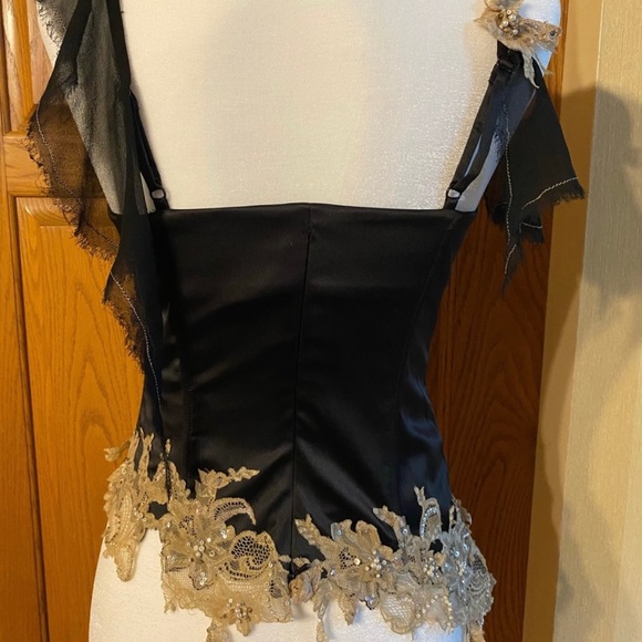 ♠️ MANDALAY GOLD LACE EMBROIDERY CORSET ♠️ - Picture 7 of 15